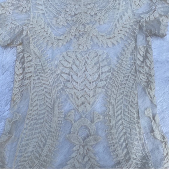 Lapis Lace Cream Top - Picture 2 of 7